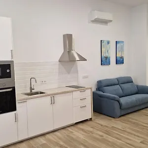 Carmela Estudio , Málaga Espagne